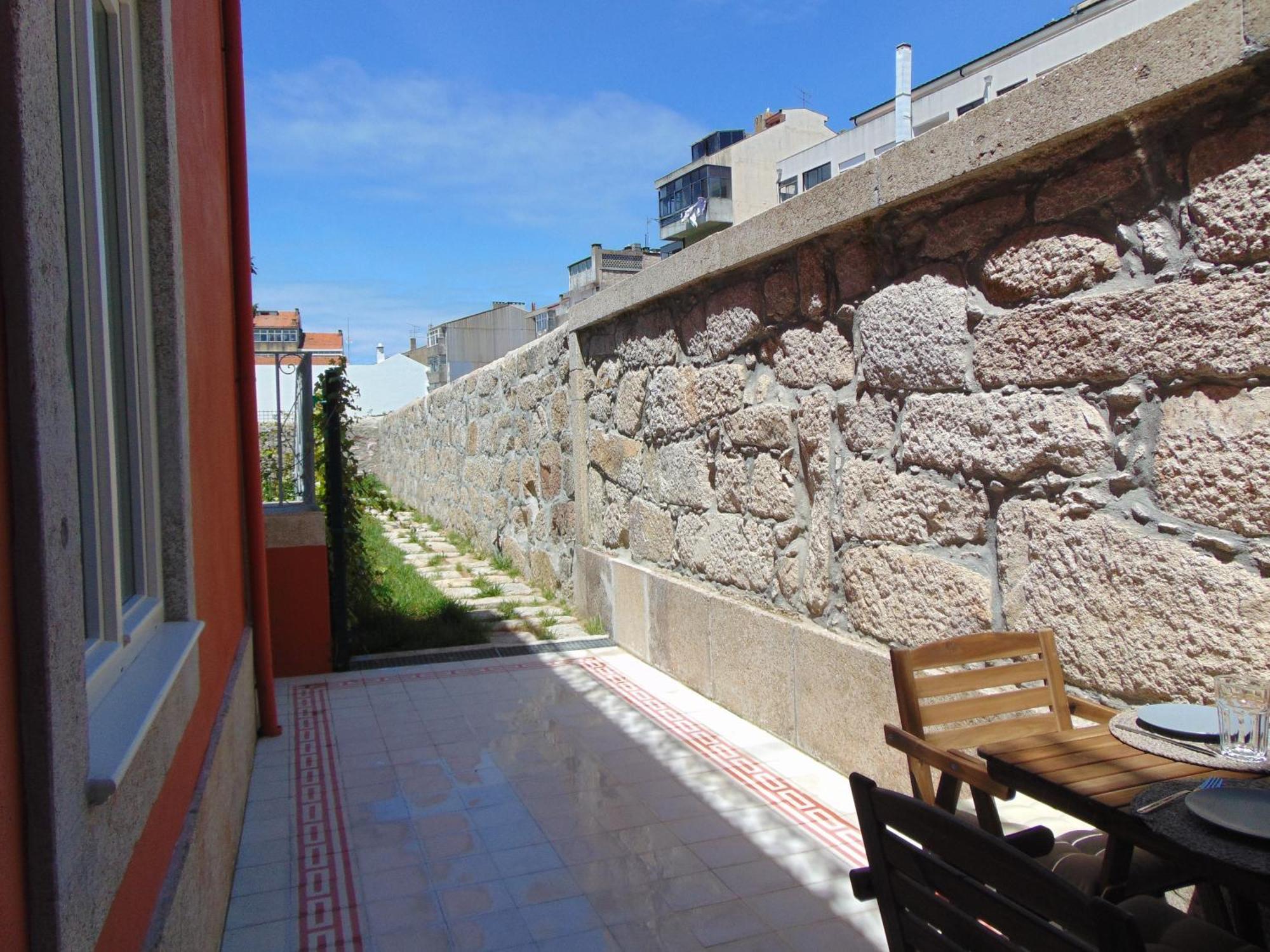 Liiiving In Porto | Central Garden Flat Екстер'єр фото