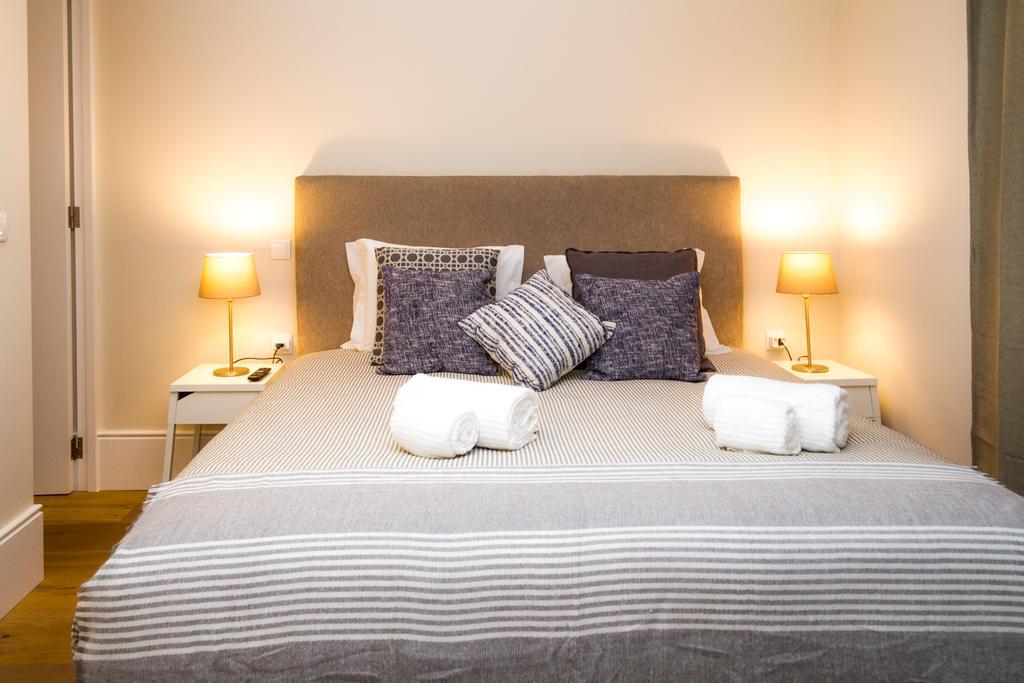 Liiiving In Porto | Central Garden Flat Екстер'єр фото